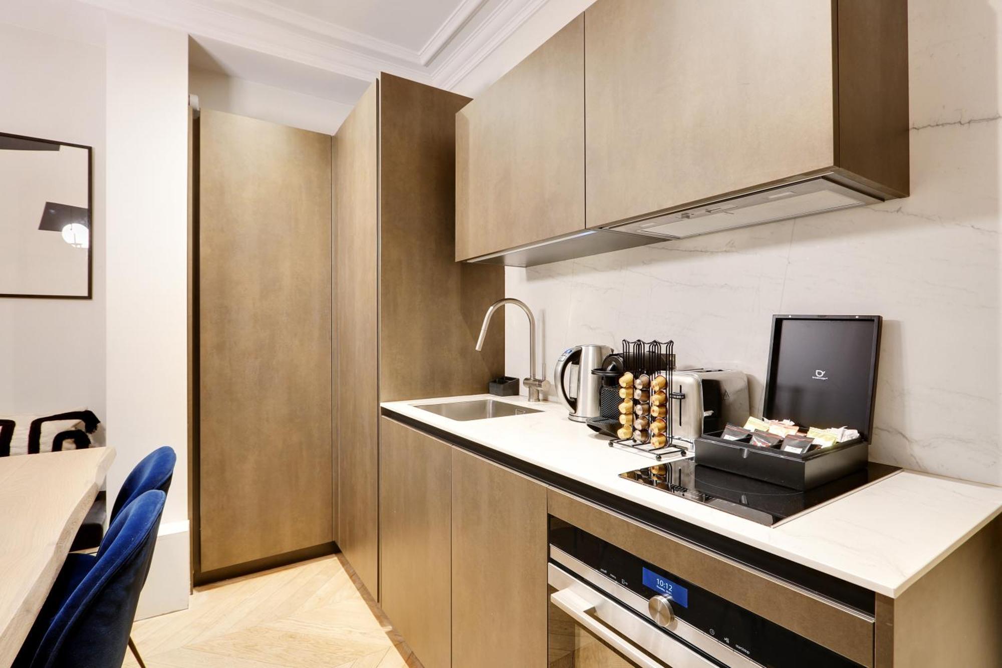 Pick A Flat - Champs Elysées Serviced Apartments París Exterior foto
