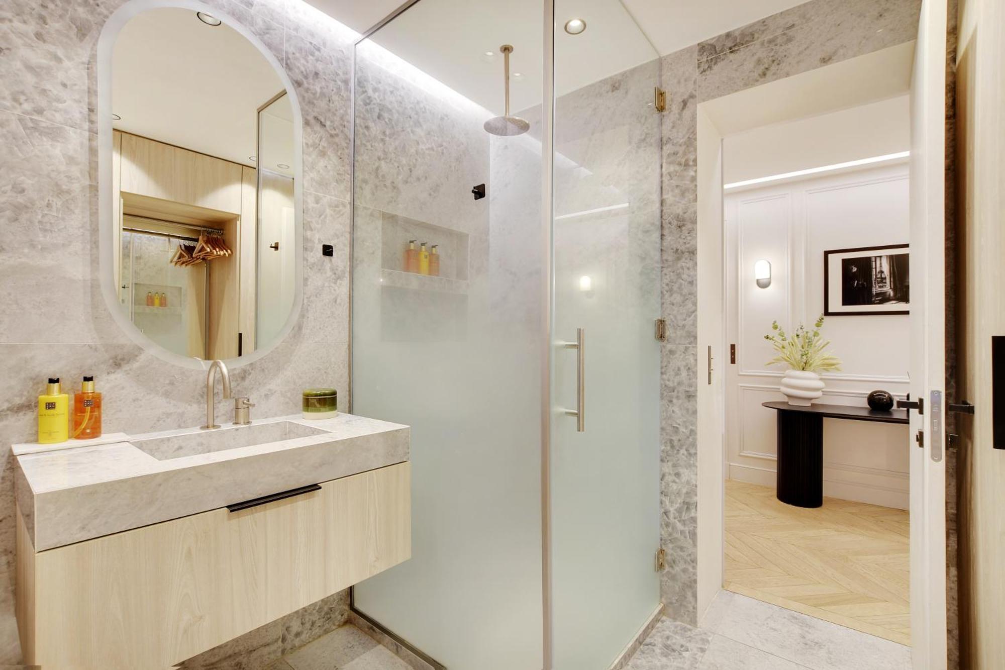 Pick A Flat - Champs Elysées Serviced Apartments París Exterior foto
